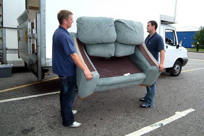 Furniture Removal: A Smarter Way to Clear Your Space